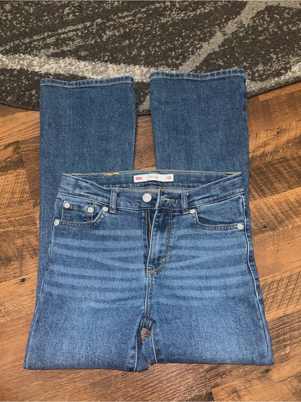 Variety brands of girl jeans